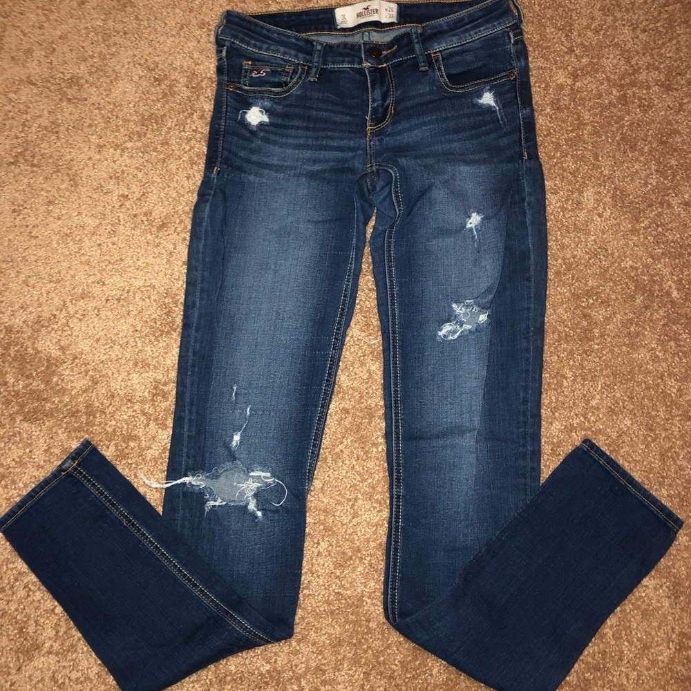 Hollister ripped skinny jean